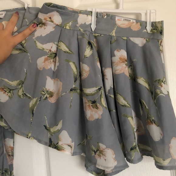 🦋Adorable pastel blue set🦋 - Picture 4 of 5